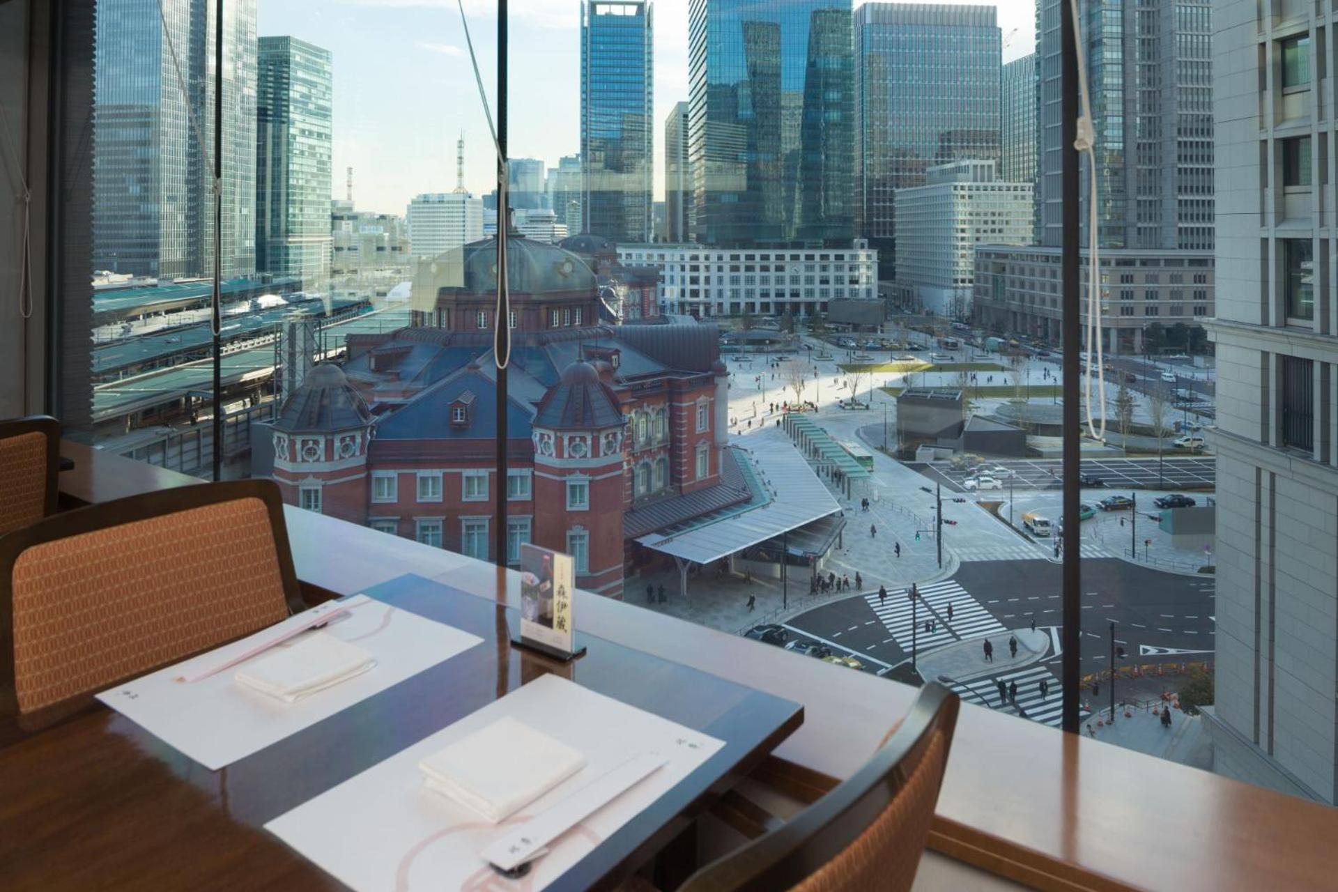 טוקיו Marunouchi Hotel מראה חיצוני תמונה View from the restaurant