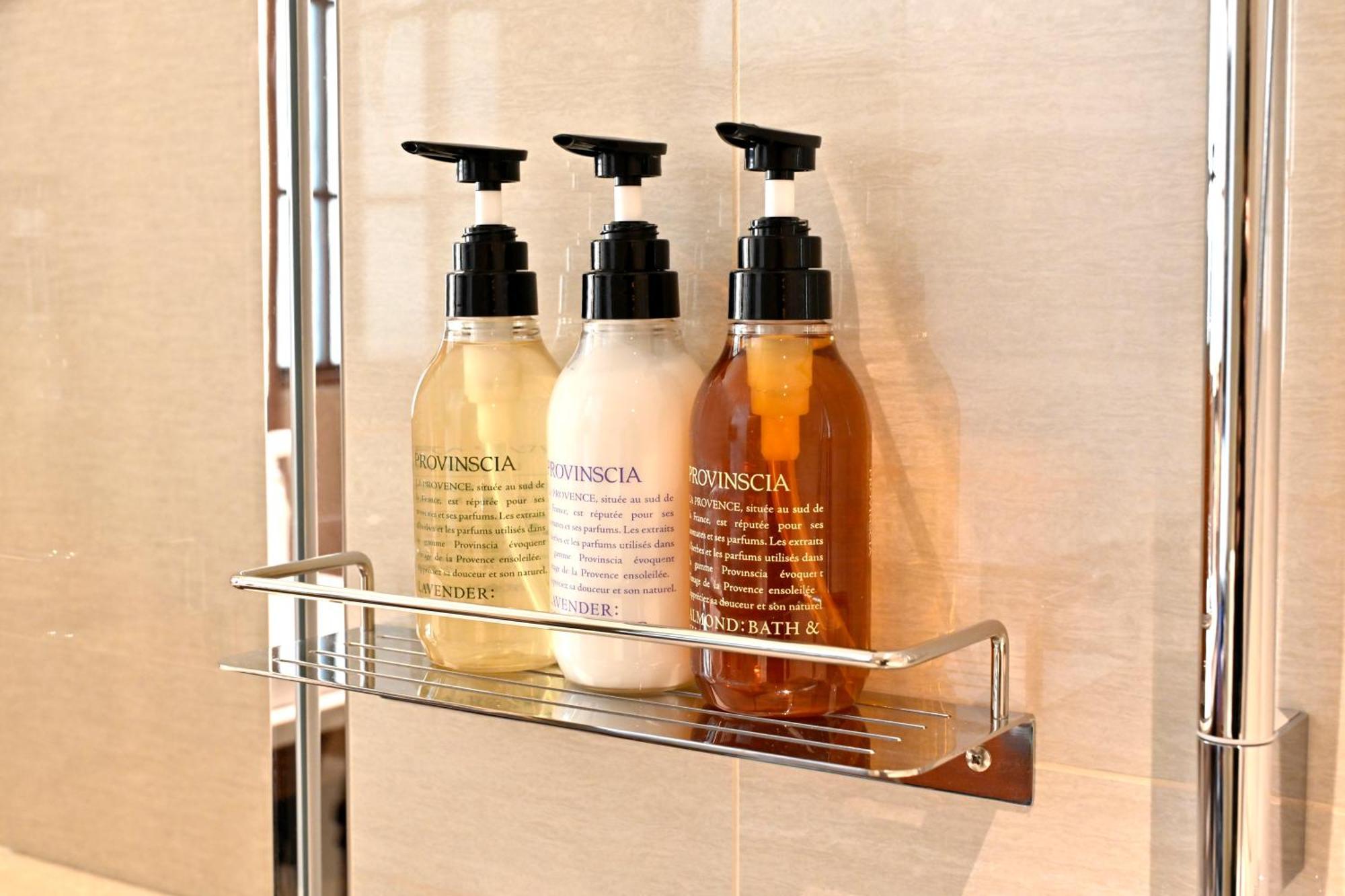 טוקיו Marunouchi Hotel מראה חיצוני תמונה Shower gel